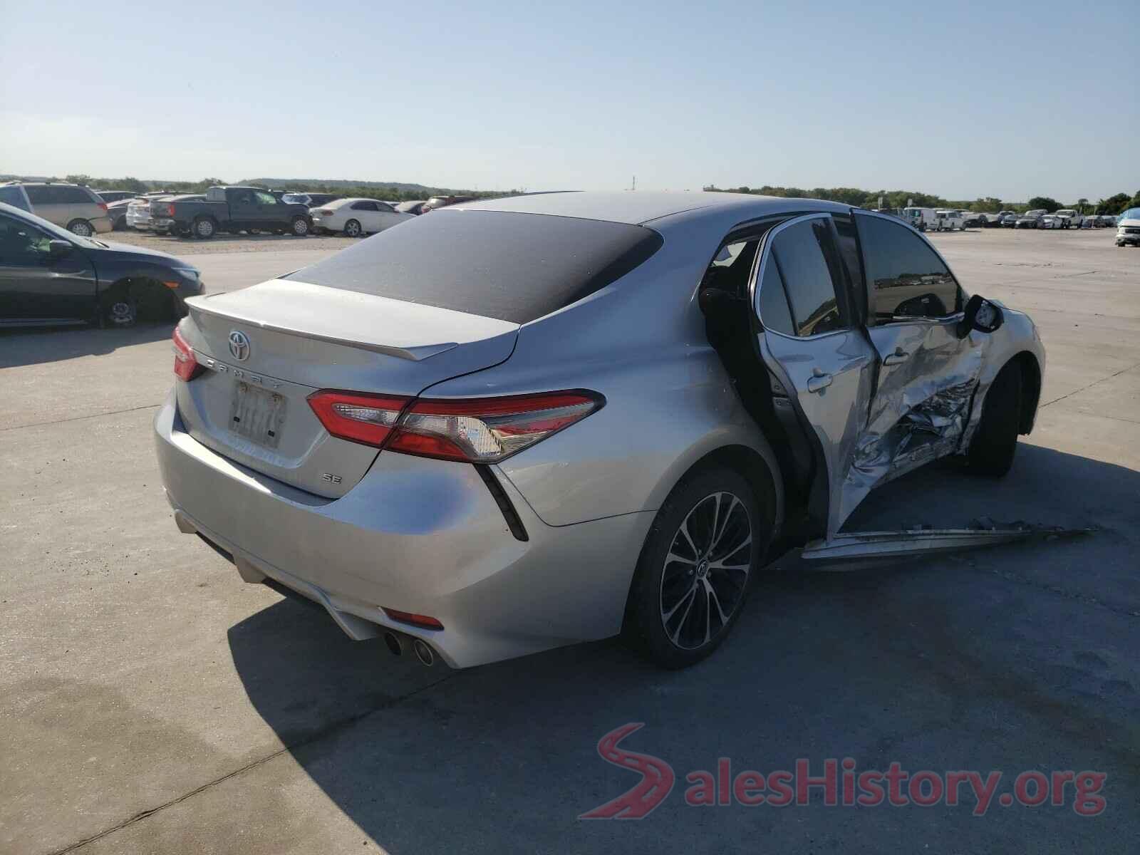 JTNB11HK8J3020915 2018 TOYOTA CAMRY