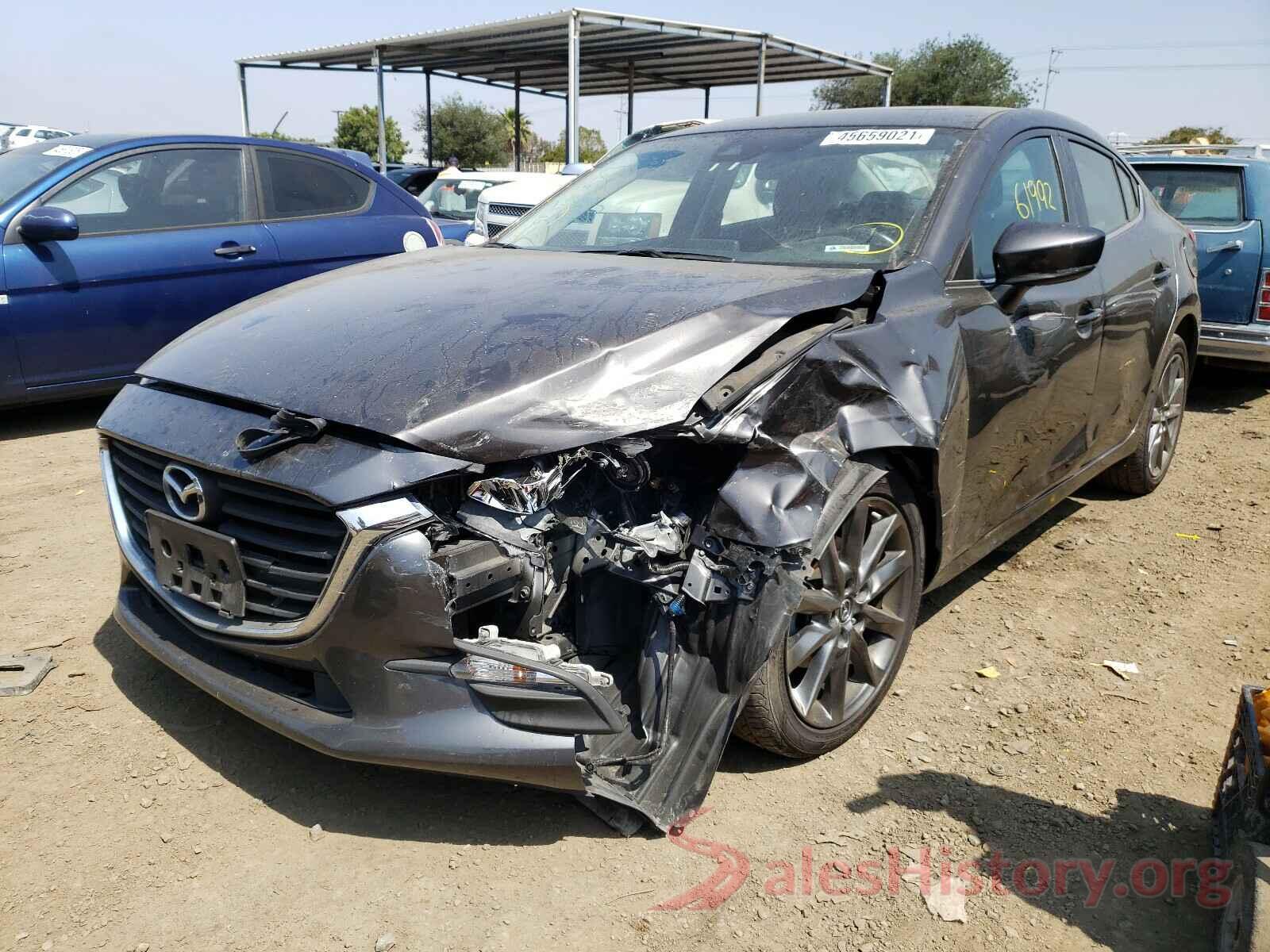 3MZBN1V33JM174028 2018 MAZDA 3