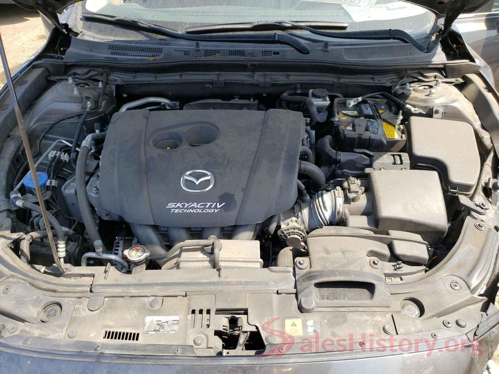 3MZBN1V33JM174028 2018 MAZDA 3