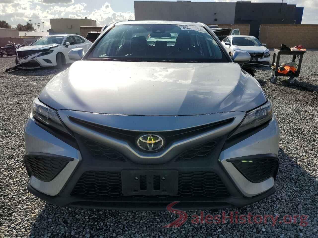 4T1G11AK9MU545139 2021 TOYOTA CAMRY