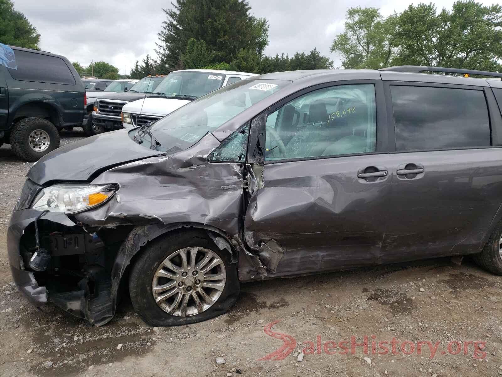 5TDYK3DC3BS054816 2011 TOYOTA SIENNA