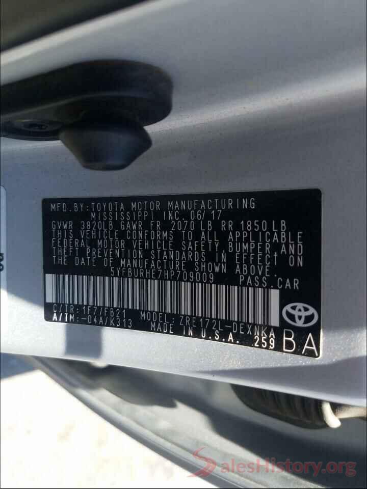 5YFBURHE7HP709009 2017 TOYOTA COROLLA