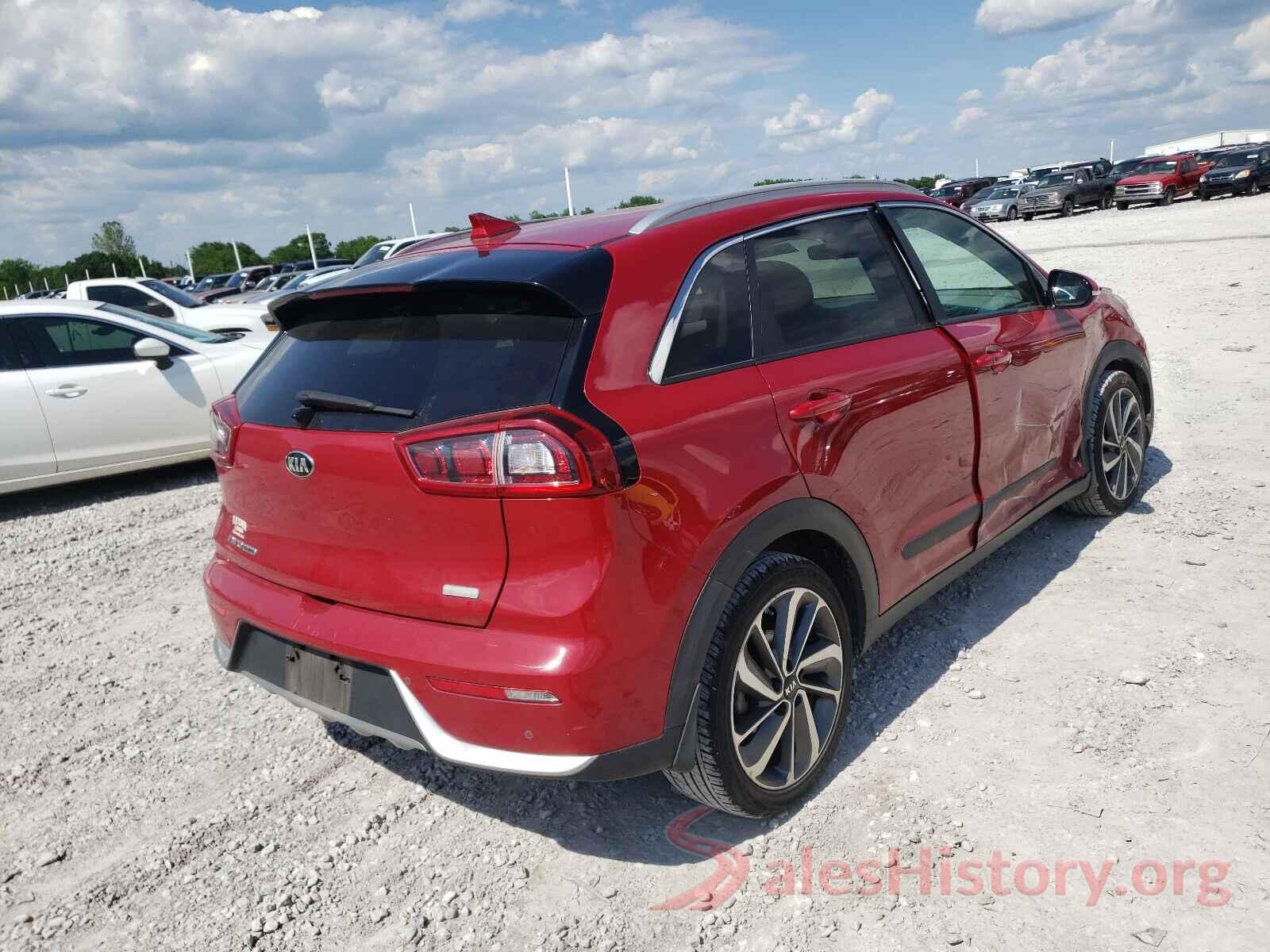 KNDCE3LC7H5078943 2017 KIA NIRO