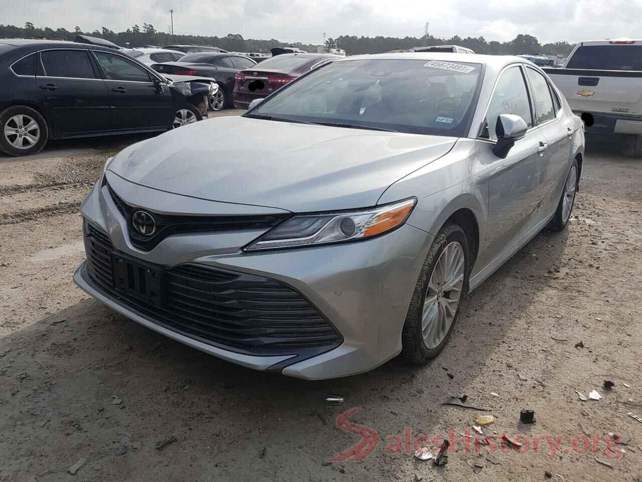 4T1B11HK0JU529195 2018 TOYOTA CAMRY