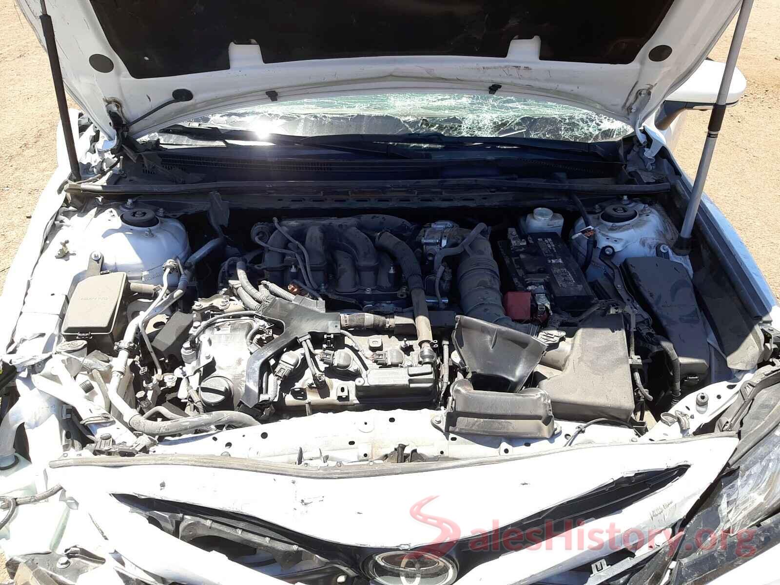 4T1BZ1HK9JU020697 2018 TOYOTA CAMRY