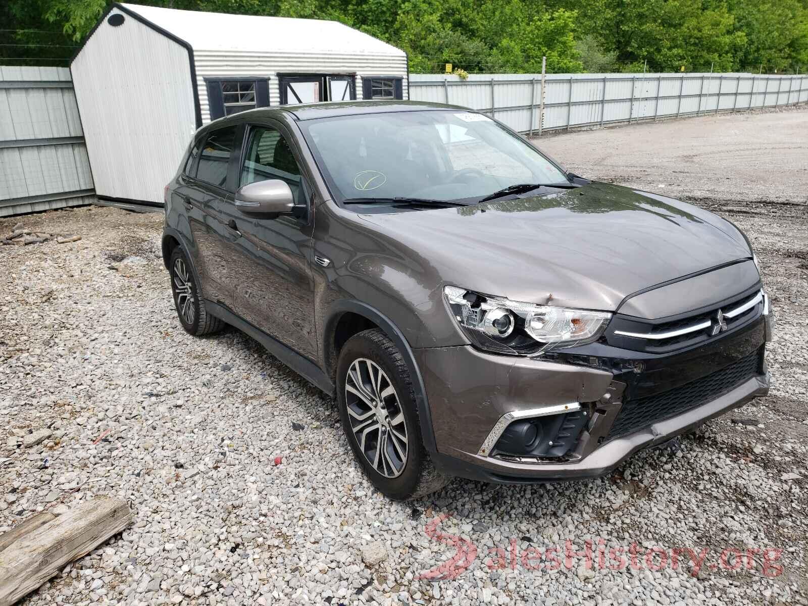 JA4AR3AU8JZ029105 2018 MITSUBISHI OUTLANDER