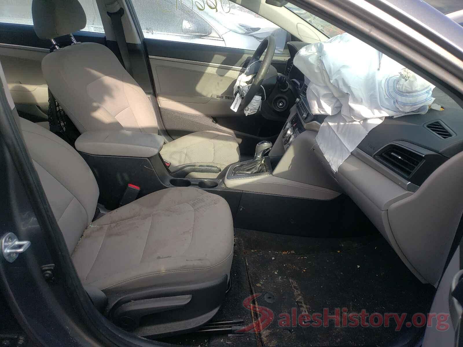 5NPD74LF6KH442808 2019 HYUNDAI ELANTRA