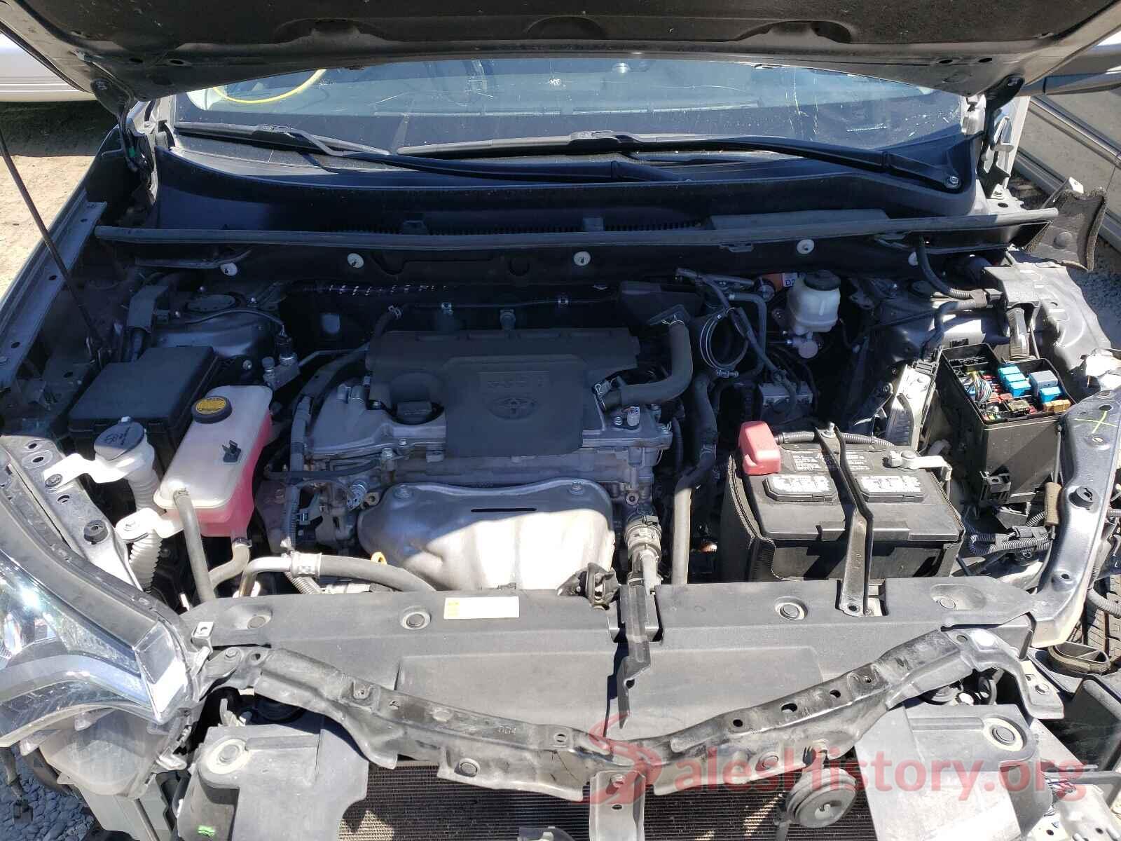 2T3RFREVXJW802020 2018 TOYOTA RAV4