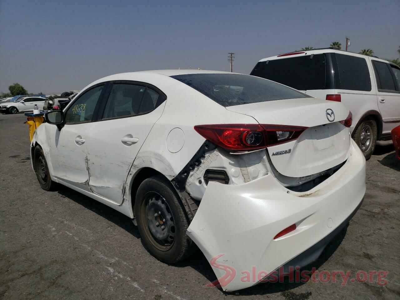 3MZBN1U78JM226385 2018 MAZDA 3