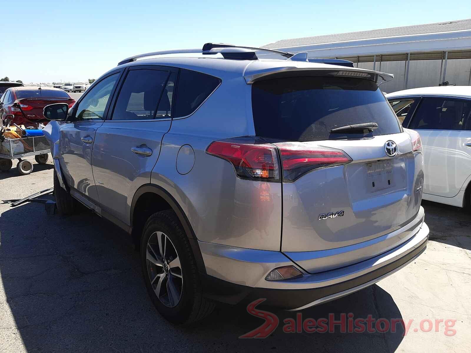 JTMWFREV2JJ206742 2018 TOYOTA RAV4