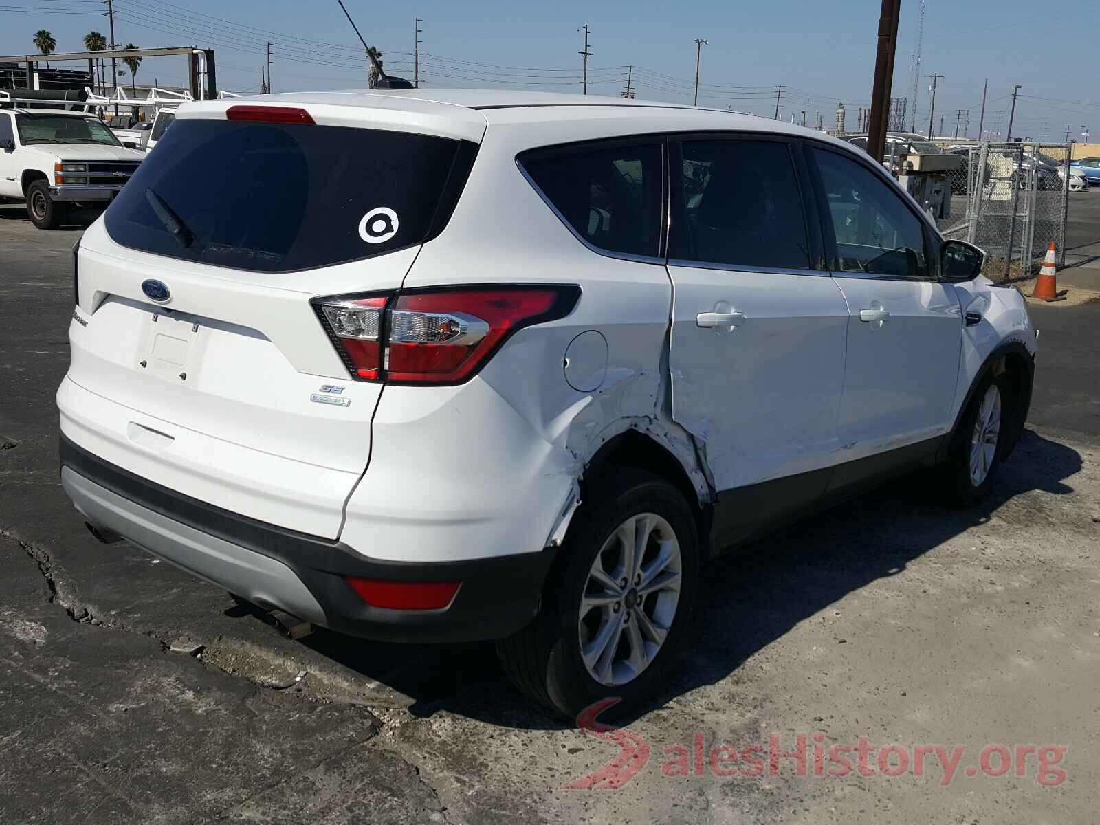 1FMCU0GD4HUE40149 2017 FORD ESCAPE