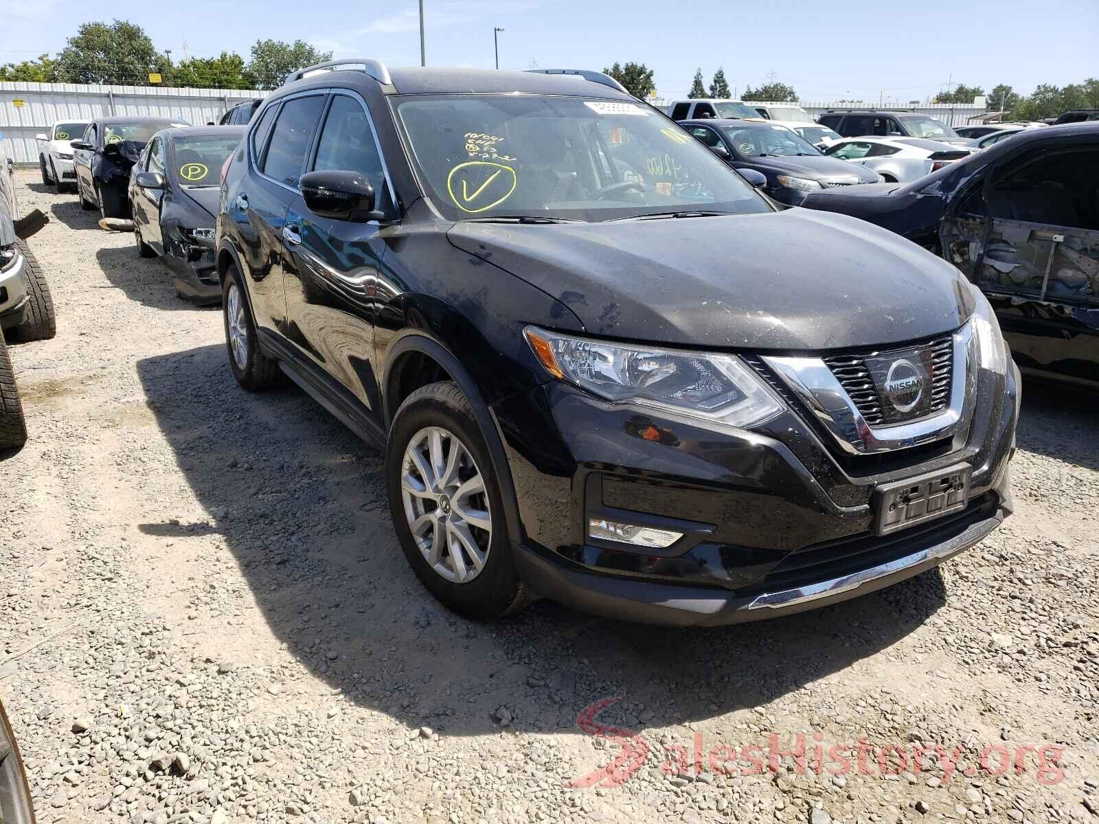 KNMAT2MT2HP608780 2017 NISSAN ROGUE