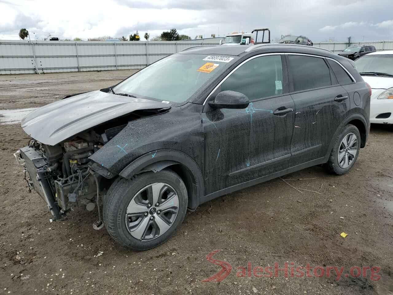 KNDCB3LC8K5345278 2019 KIA NIRO