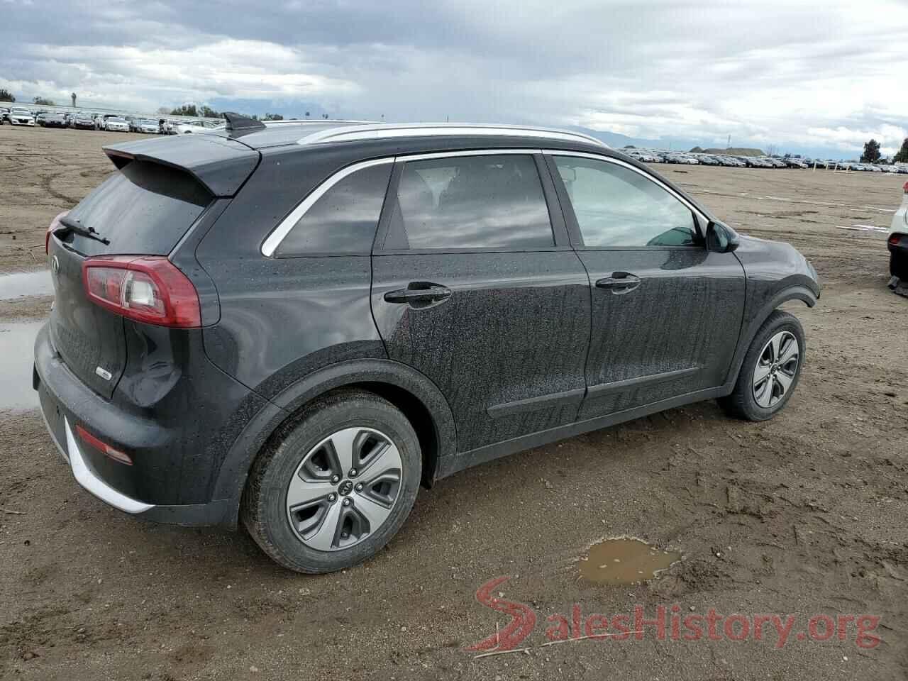 KNDCB3LC8K5345278 2019 KIA NIRO