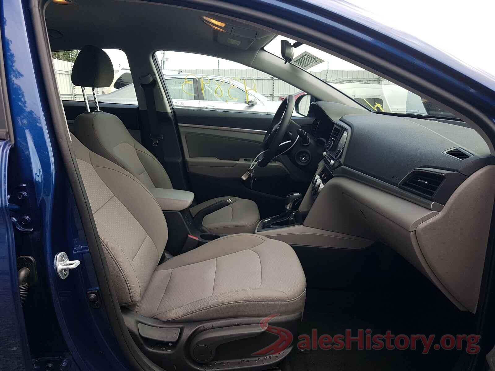 5NPD84LF9KH437728 2019 HYUNDAI ELANTRA