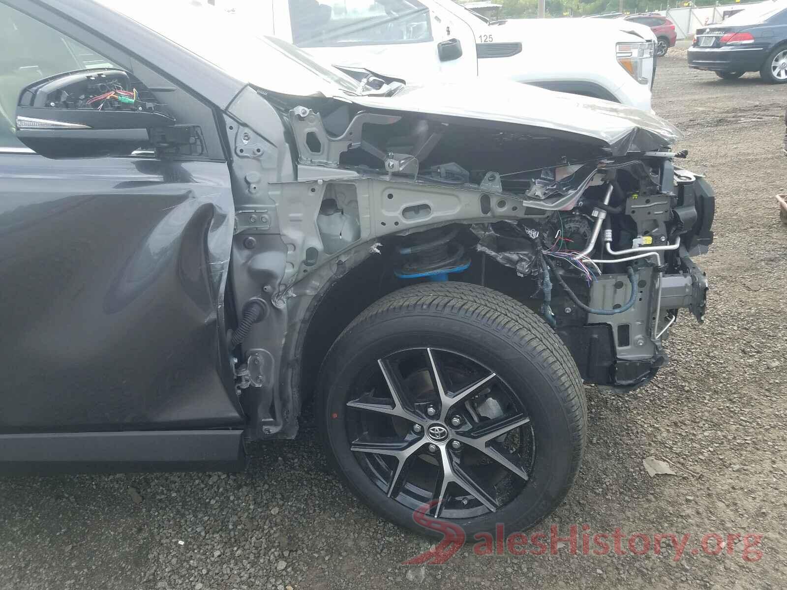 JTMJFREV3HJ711578 2017 TOYOTA RAV4