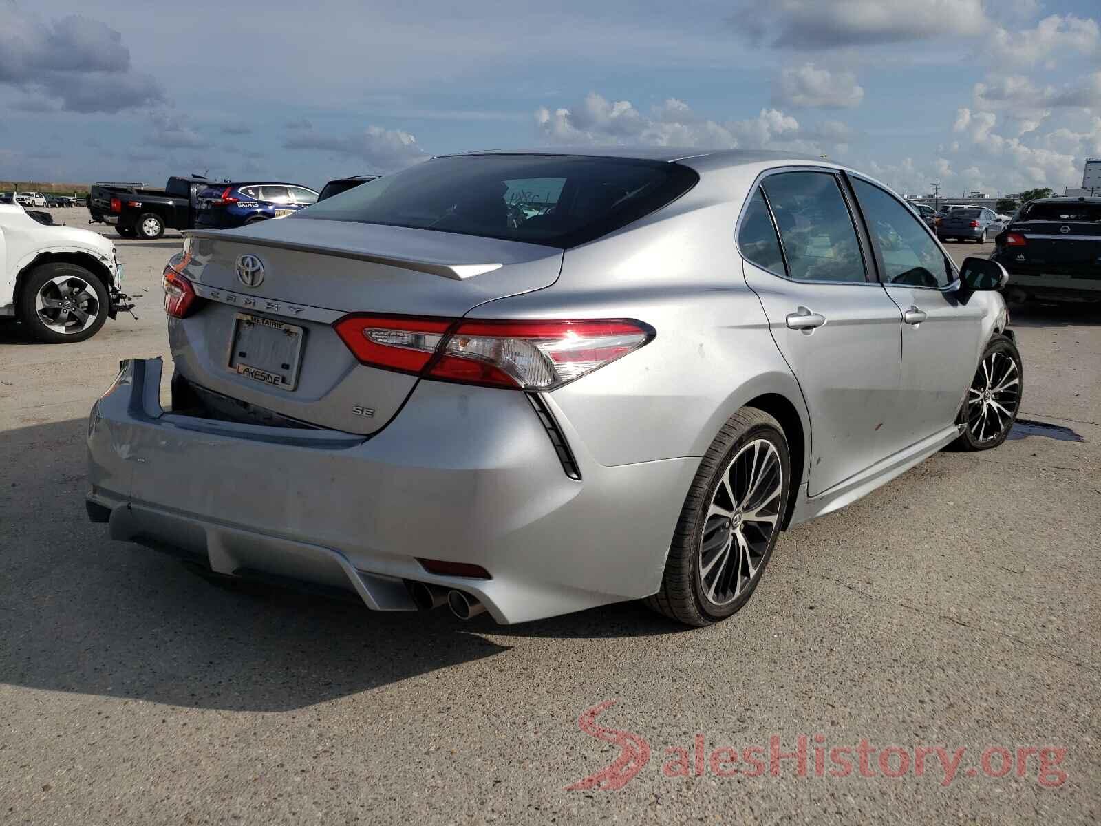 4T1B11HK1JU582455 2018 TOYOTA CAMRY