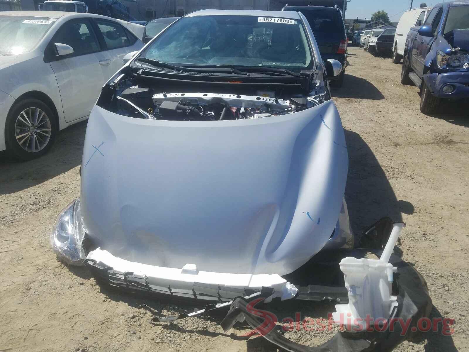 JTDKDTB32G1589711 2016 TOYOTA PRIUS