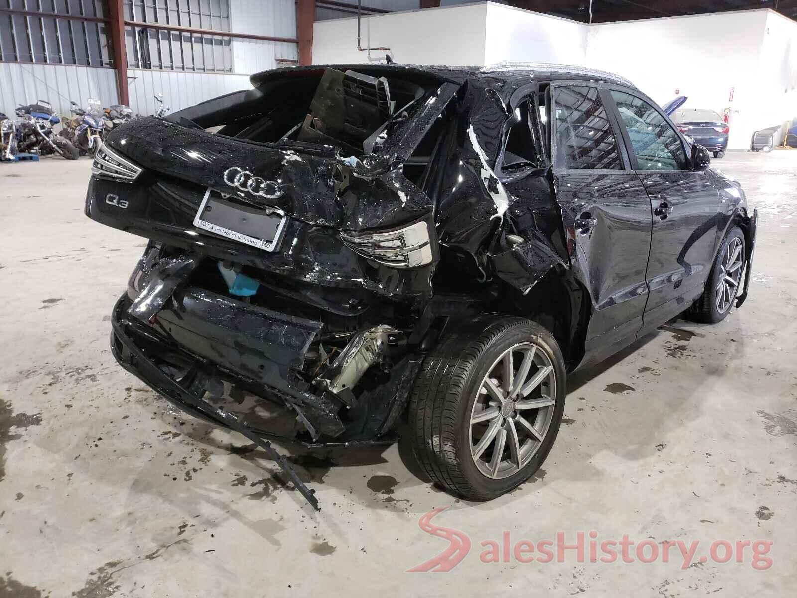 WA1BCCFS1JR035387 2018 AUDI Q3