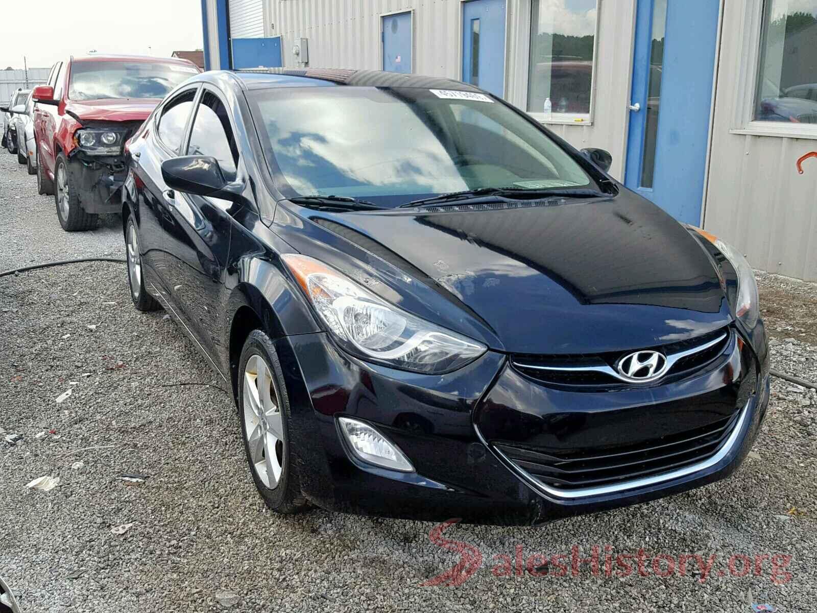 5NPDH4AE4DH165215 2013 HYUNDAI ELANTRA