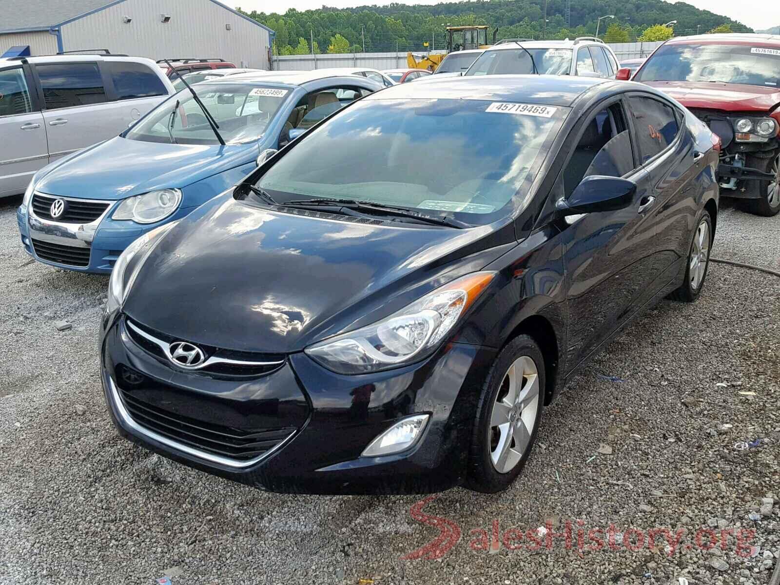 5NPDH4AE4DH165215 2013 HYUNDAI ELANTRA