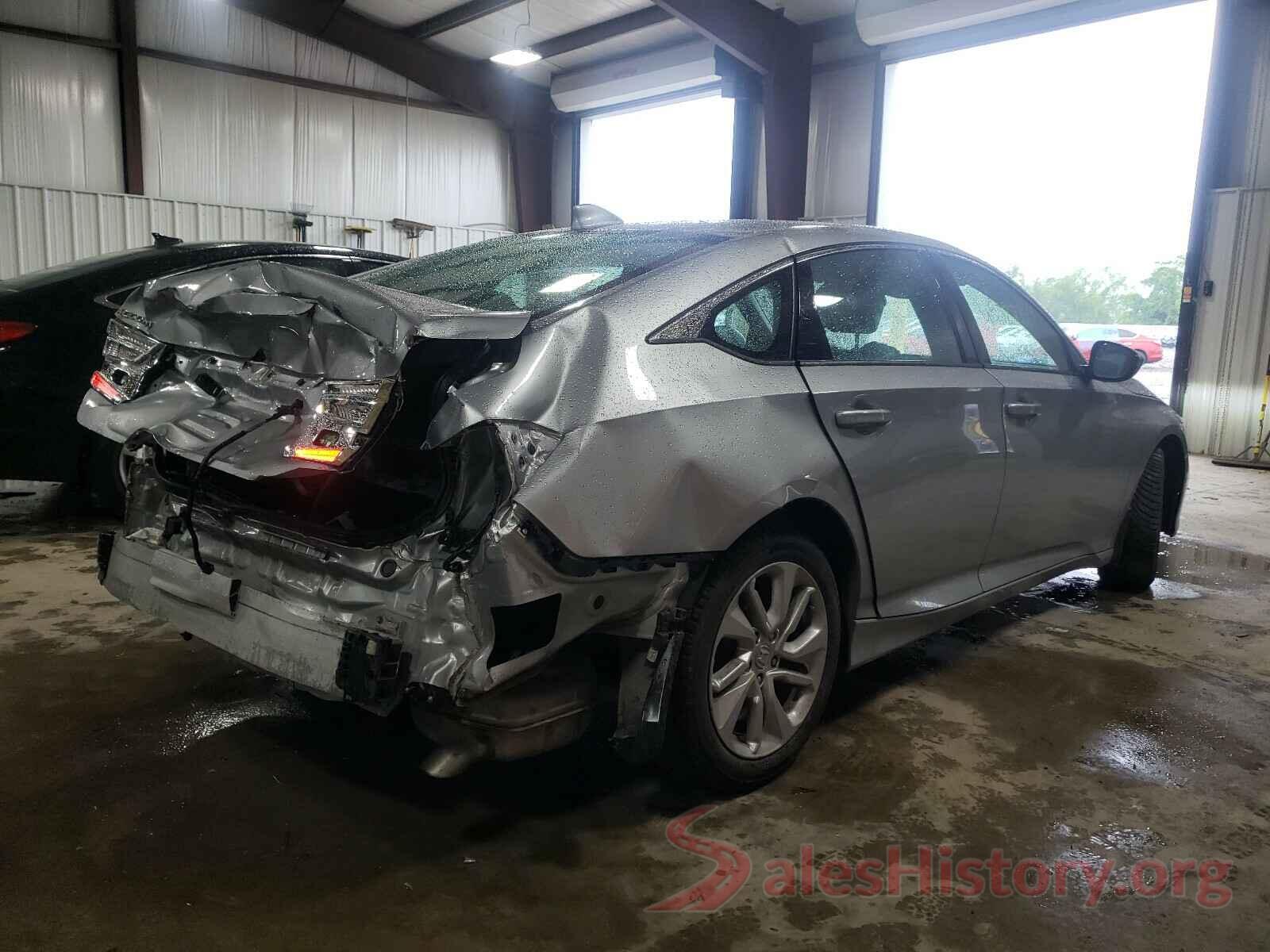 1HGCV1F15JA257074 2018 HONDA ACCORD