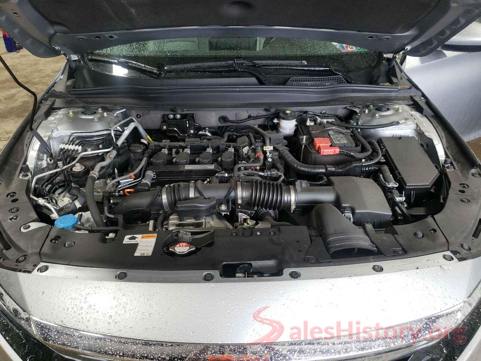 1HGCV1F15JA257074 2018 HONDA ACCORD