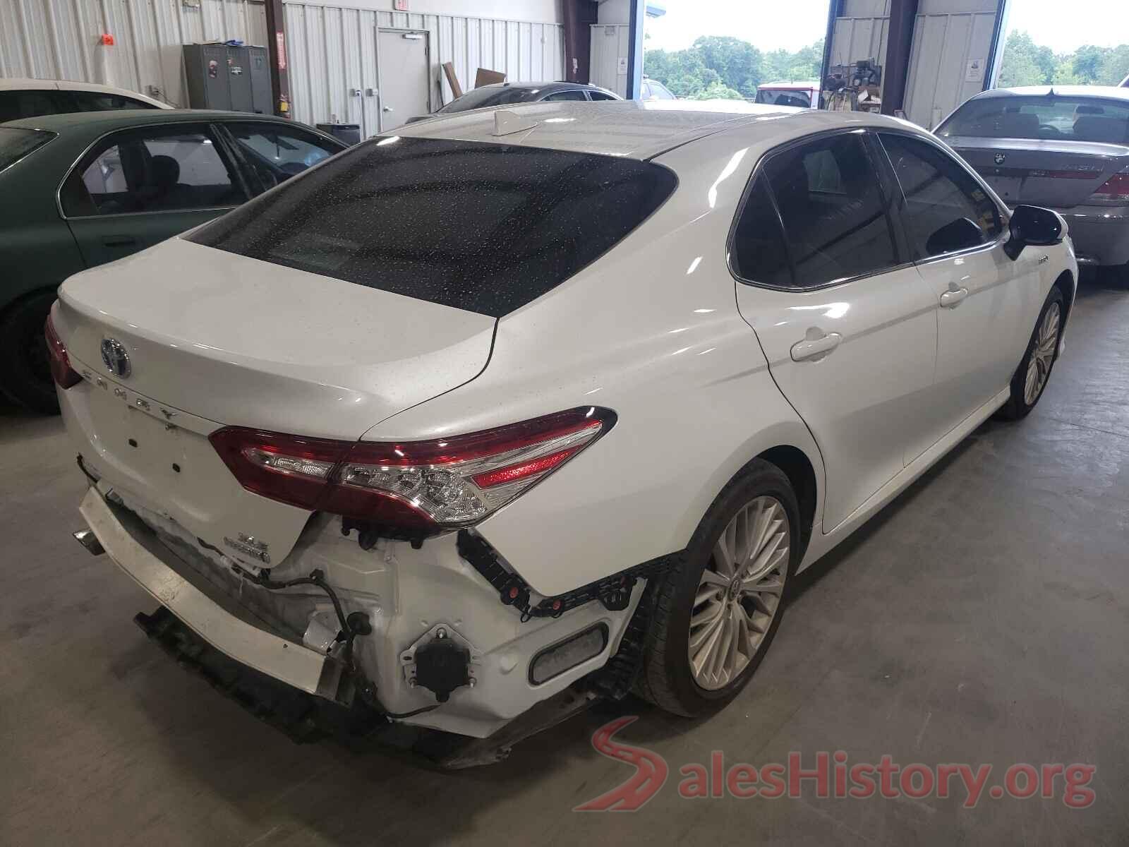 4T1B21HK5JU009426 2018 TOYOTA CAMRY