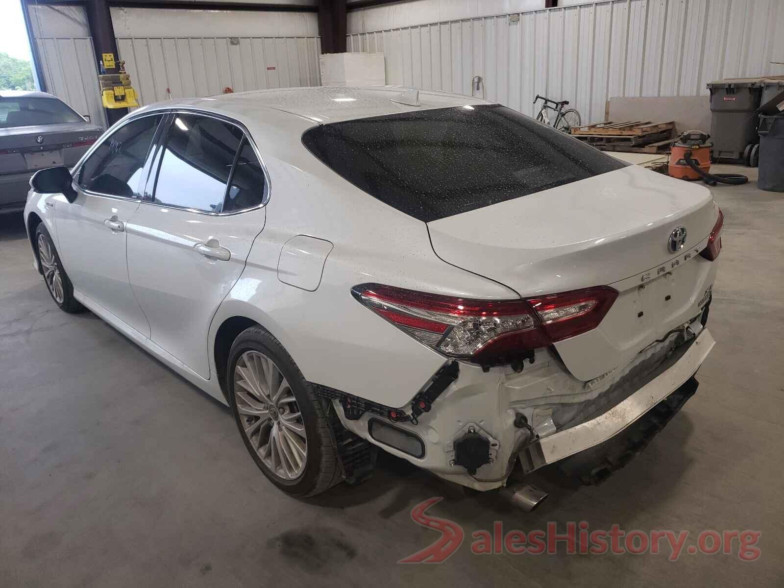 4T1B21HK5JU009426 2018 TOYOTA CAMRY