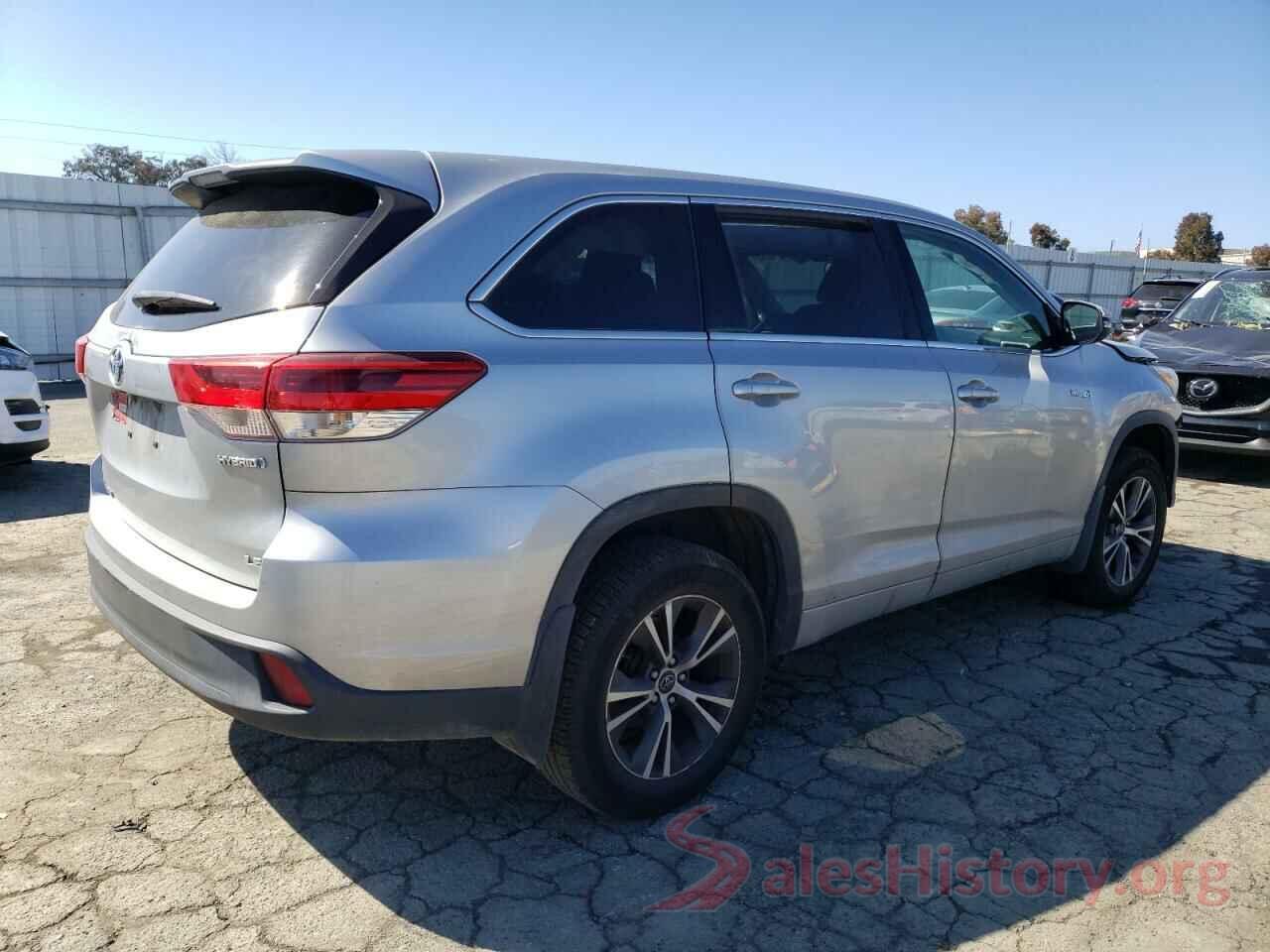 5TDBGRFH9HS033609 2017 TOYOTA HIGHLANDER