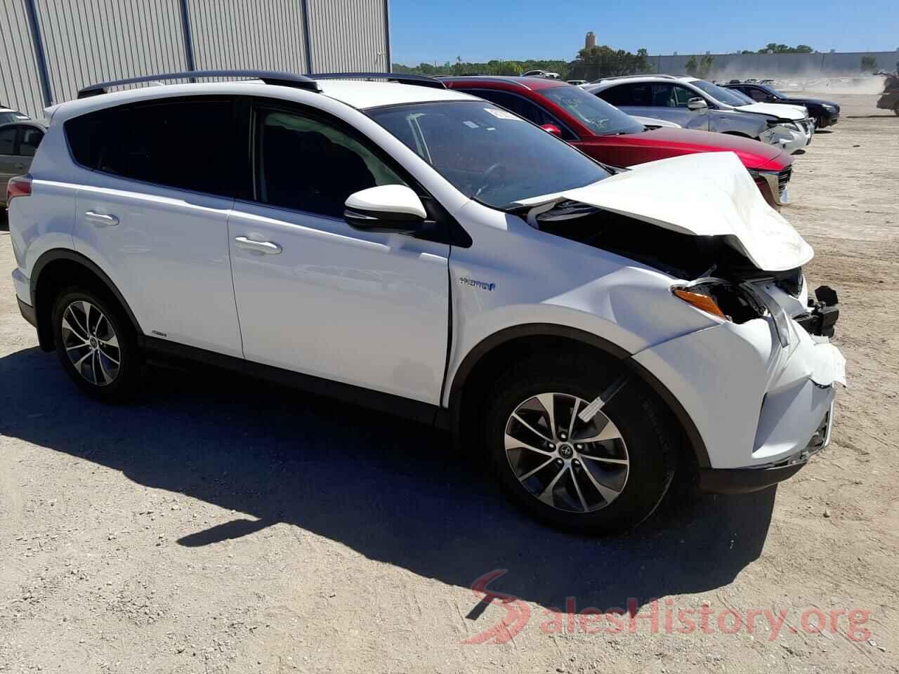 JTMRJREV3JD255524 2018 TOYOTA RAV4