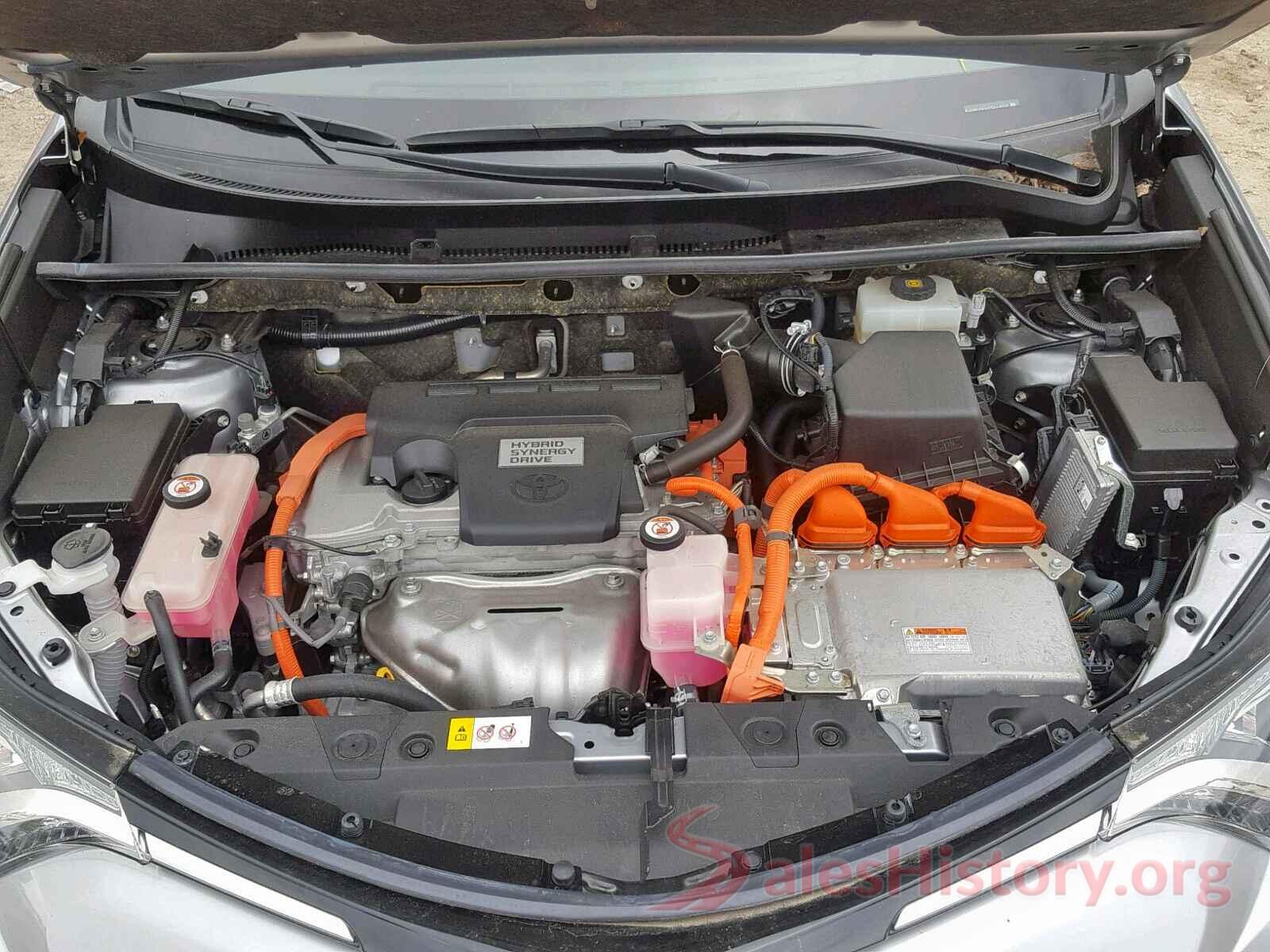 JTMRJREV6HD114909 2017 TOYOTA RAV4