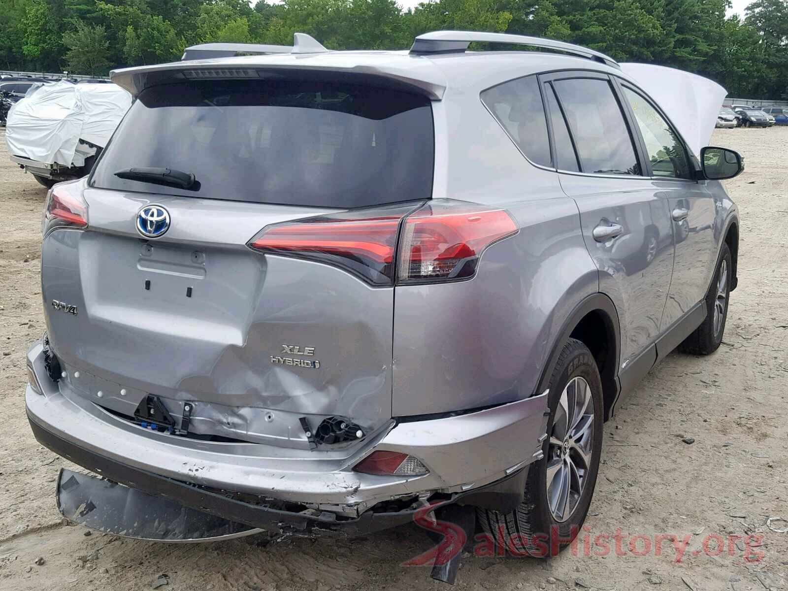 JTMRJREV6HD114909 2017 TOYOTA RAV4