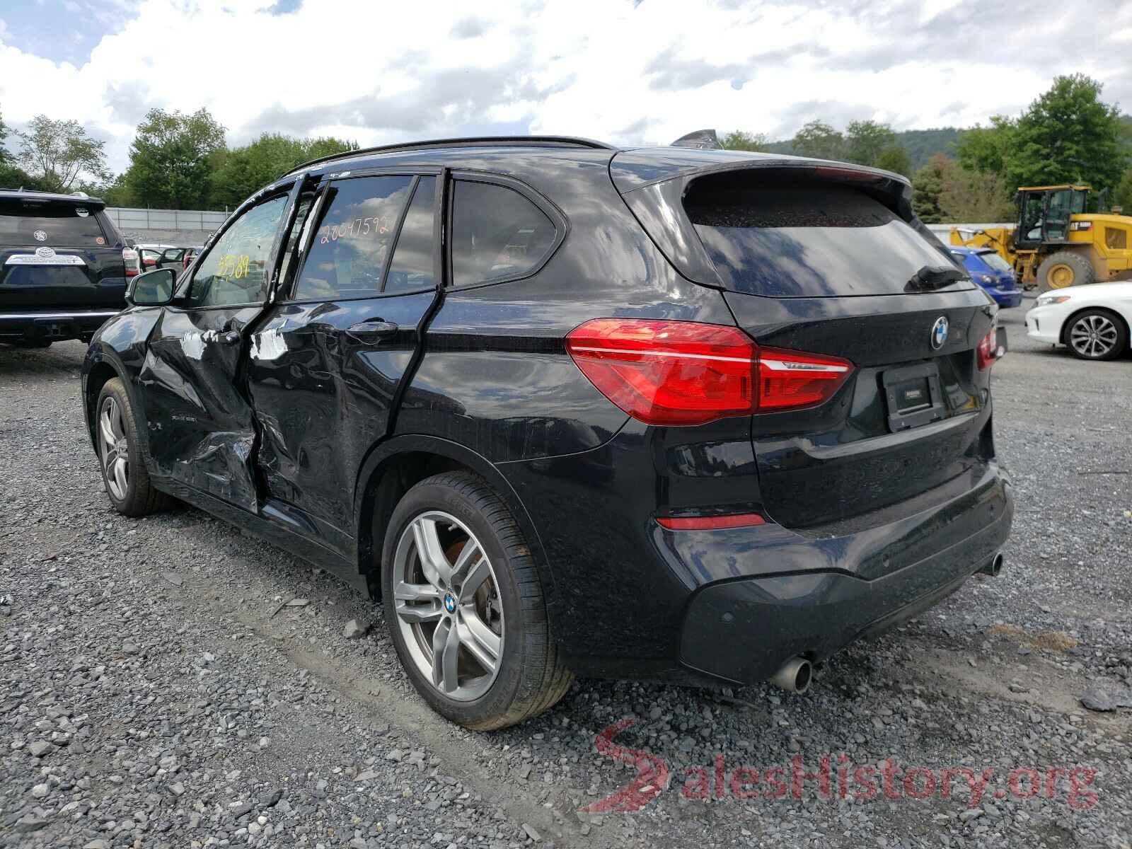 WBXHT3C3XH5F68407 2017 BMW X1