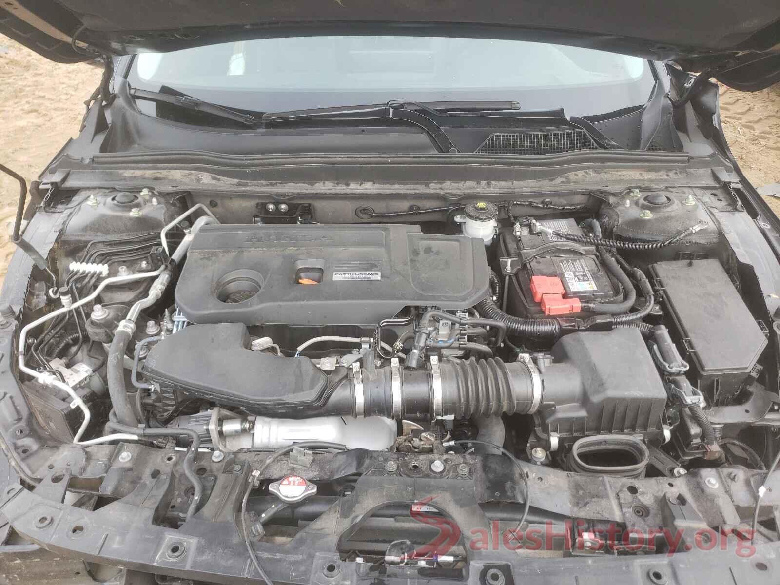 1HGCV2F99JA045032 2018 HONDA ACCORD