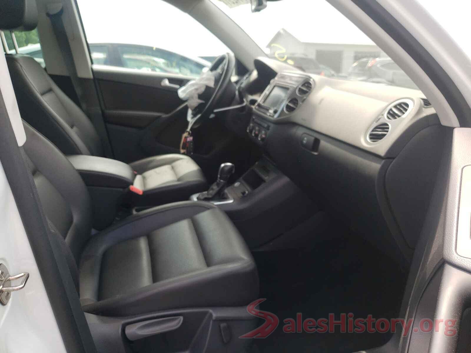 WVGBV7AX8GW572984 2016 VOLKSWAGEN TIGUAN