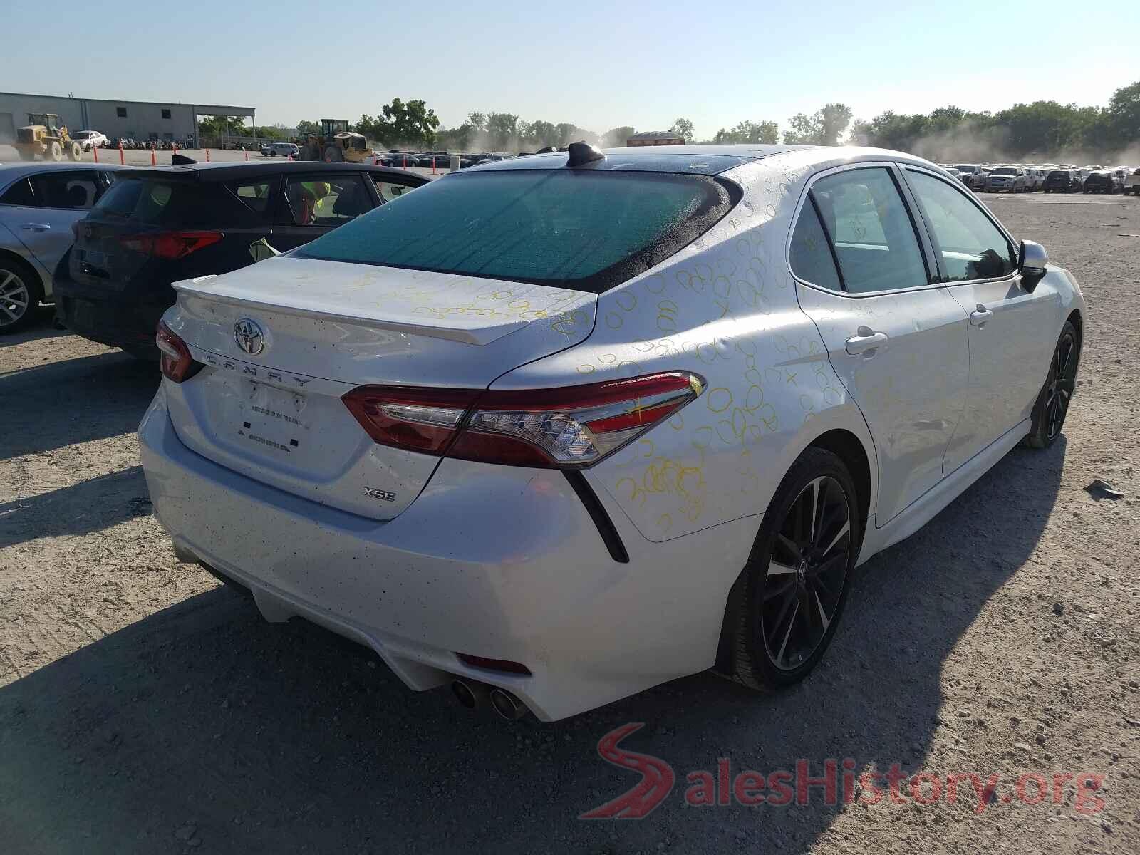 4T1B61HK4KU700369 2019 TOYOTA CAMRY