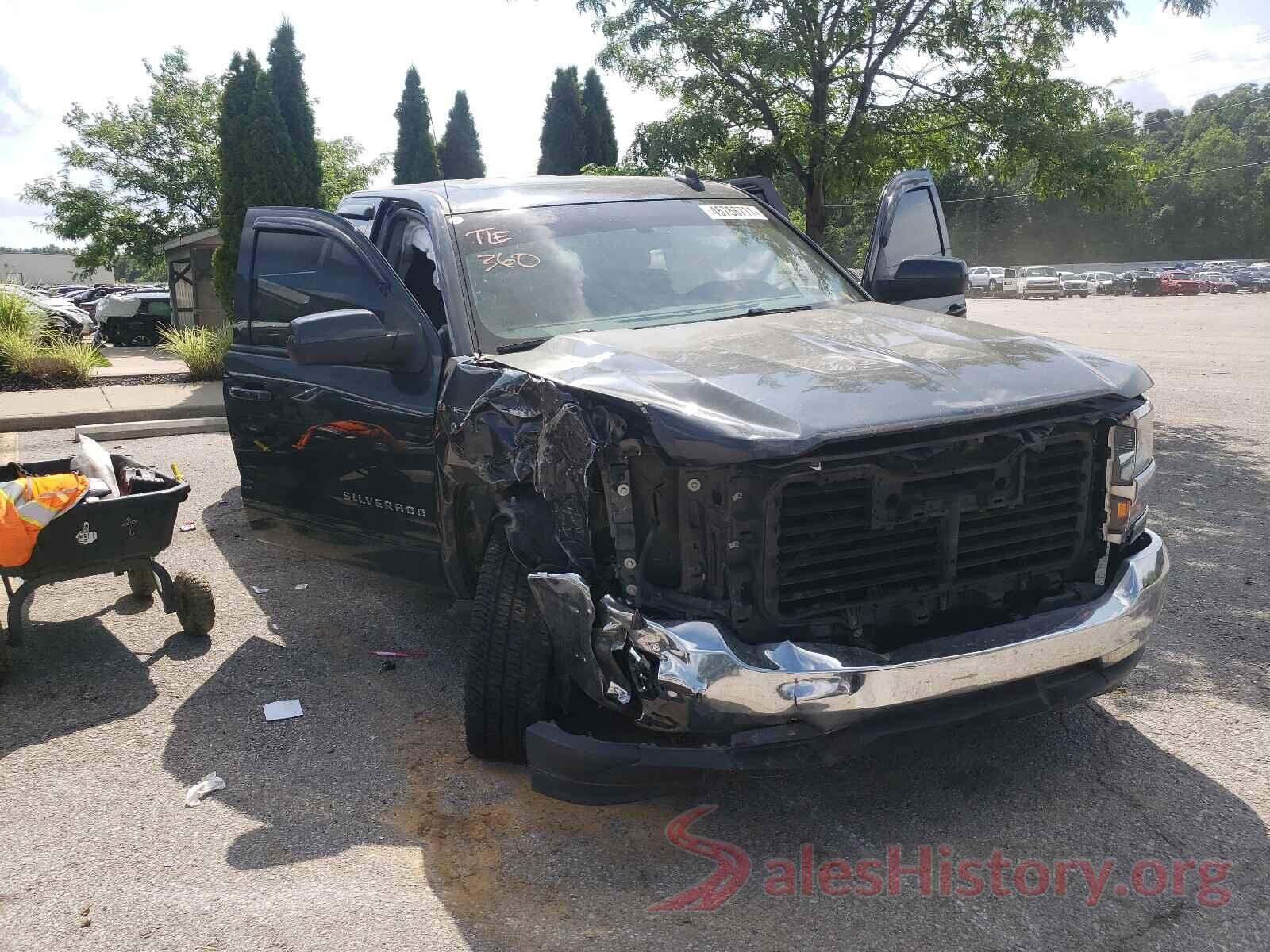 1GCRCREH2JZ307717 2018 CHEVROLET SILVERADO