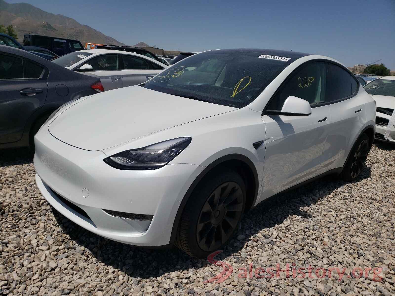 5YJYGDEE2MF097140 2021 TESLA MODEL Y