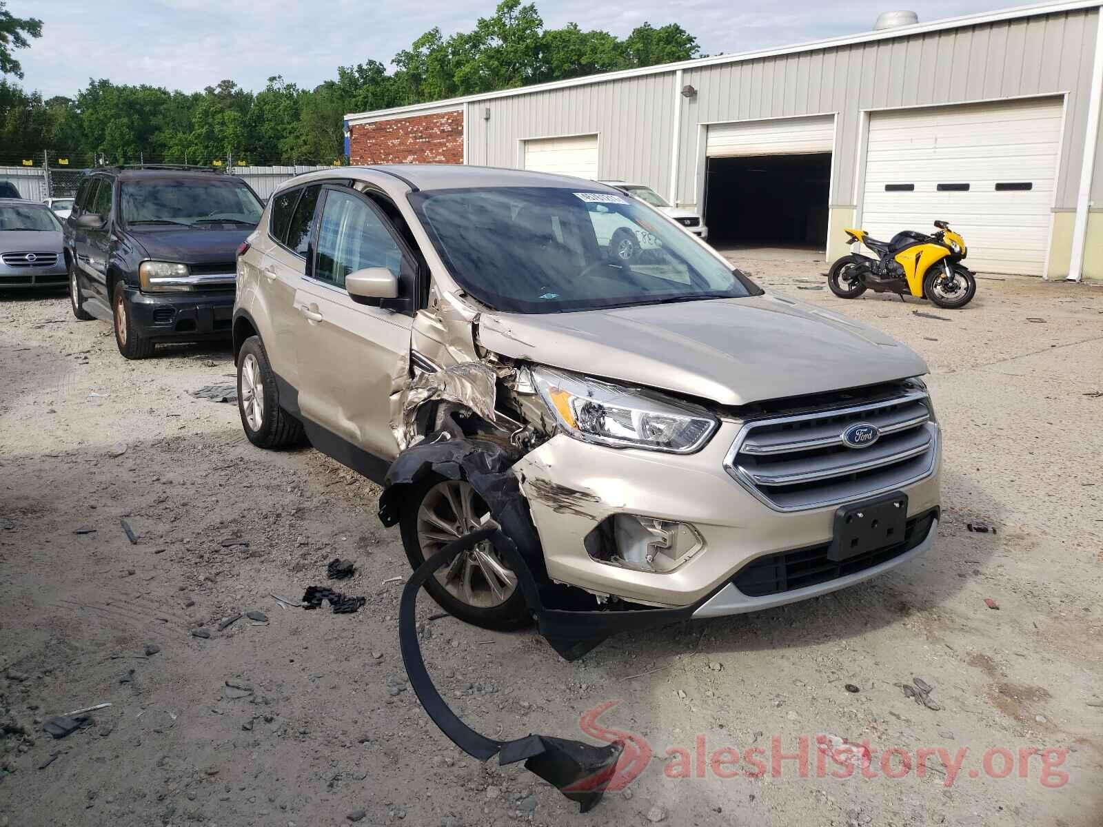 1FMCU9GD2HUB84985 2017 FORD ESCAPE