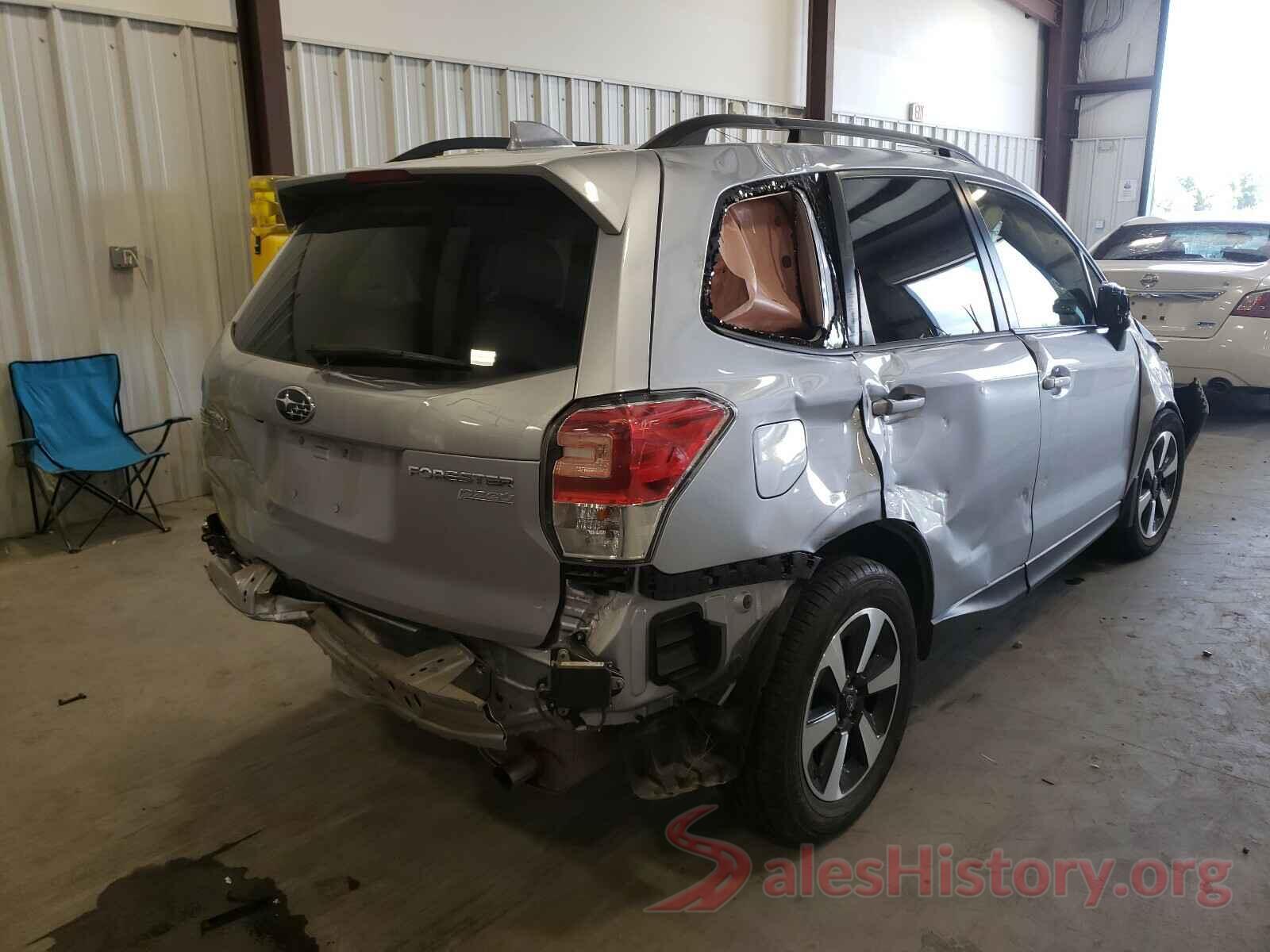 JF2SJAGC9HH580813 2017 SUBARU FORESTER