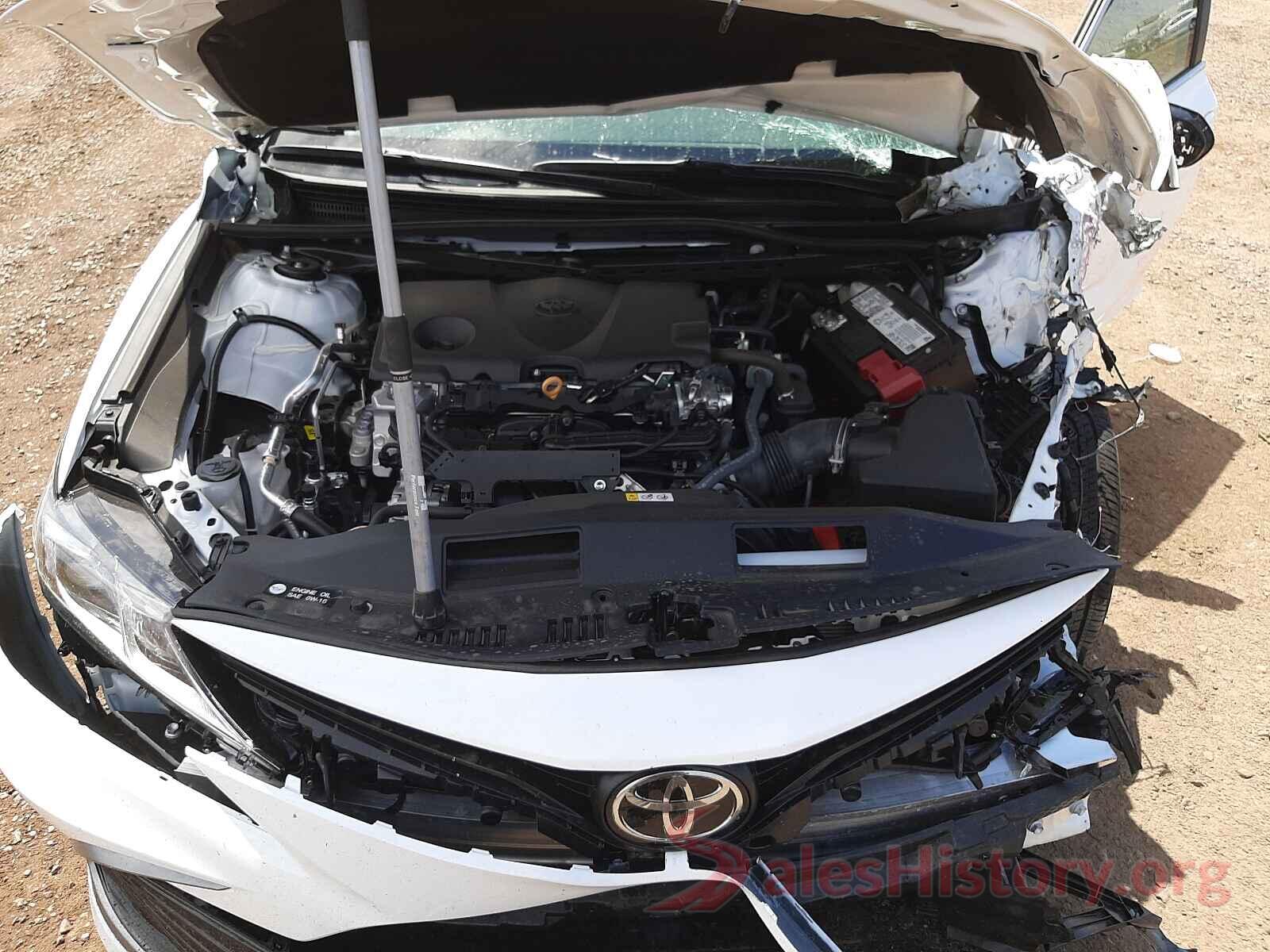 4T1C11AK6MU569512 2021 TOYOTA CAMRY