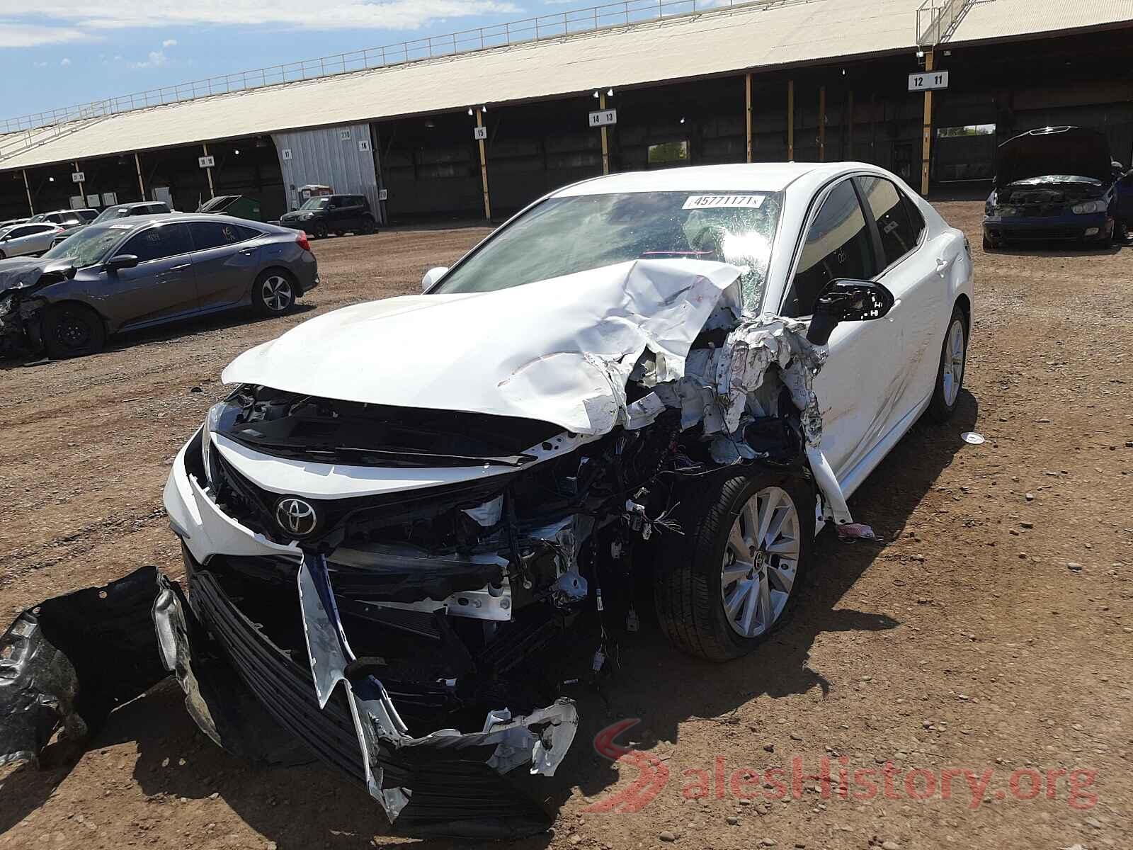 4T1C11AK6MU569512 2021 TOYOTA CAMRY