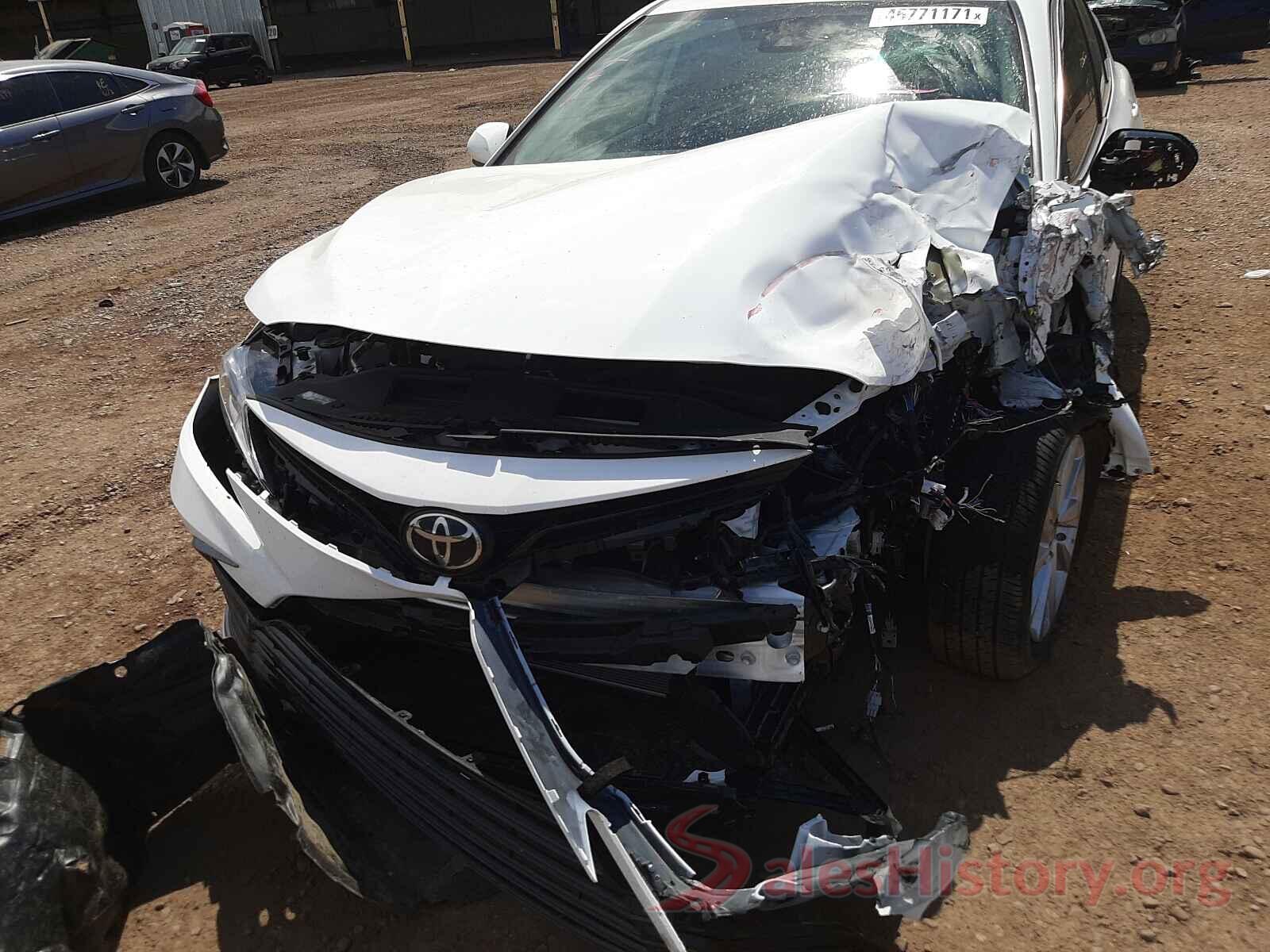 4T1C11AK6MU569512 2021 TOYOTA CAMRY