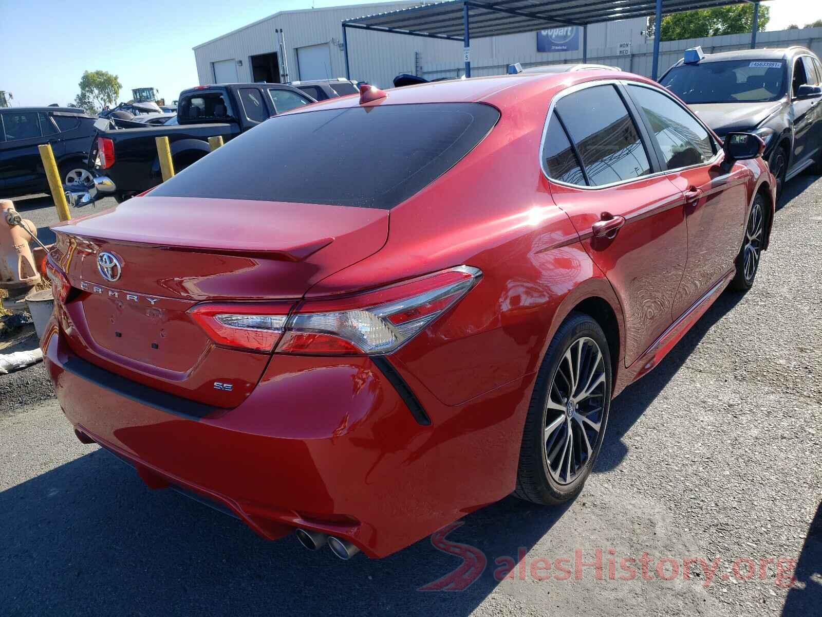 4T1B11HKXKU275318 2019 TOYOTA CAMRY