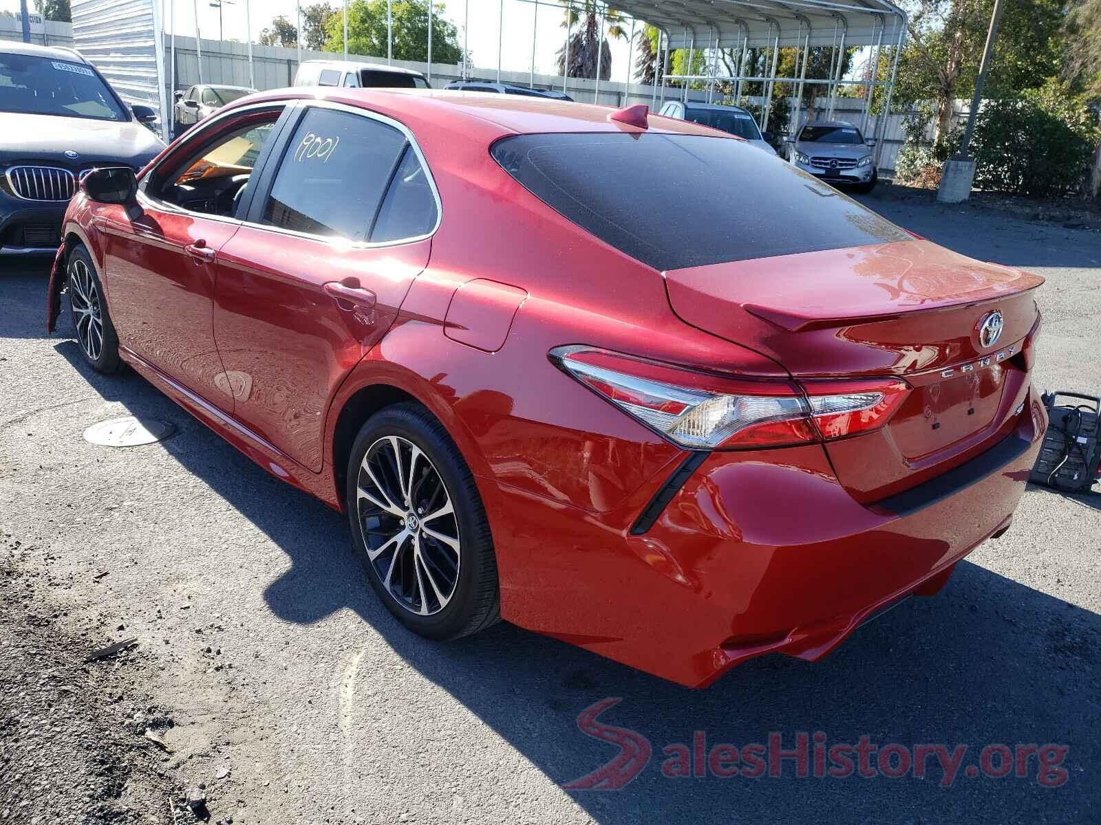 4T1B11HKXKU275318 2019 TOYOTA CAMRY