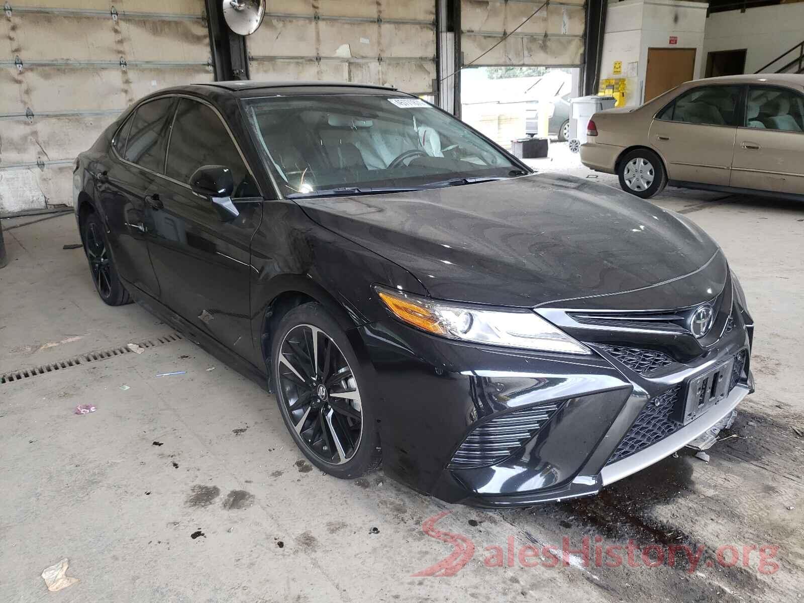 4T1B61HK3KU798875 2019 TOYOTA CAMRY