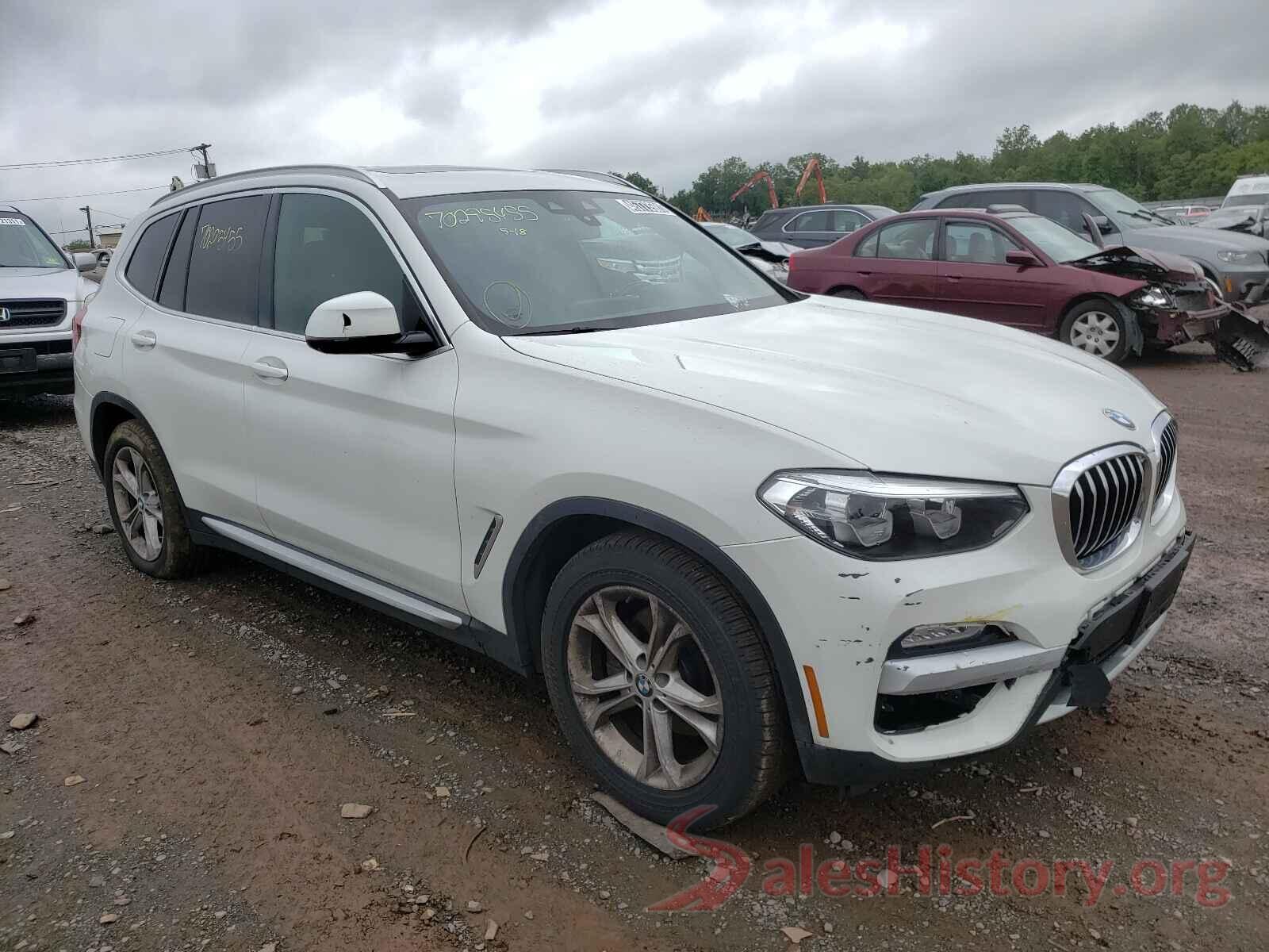 5UXTR9C58KLE18663 2019 BMW X3