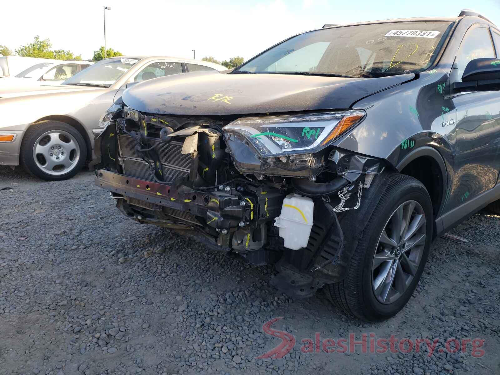 JTMDJREV5HD077765 2017 TOYOTA RAV4