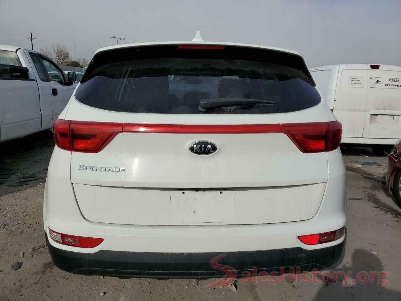 KNDPMCAC9J7327230 2018 KIA SPORTAGE